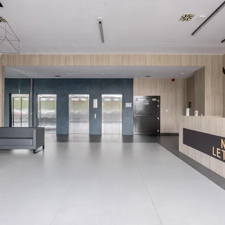 Lily - Amber Expo And Stadium & Parking Appartement *